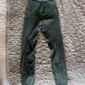 Lululemon 7/8 length leggings